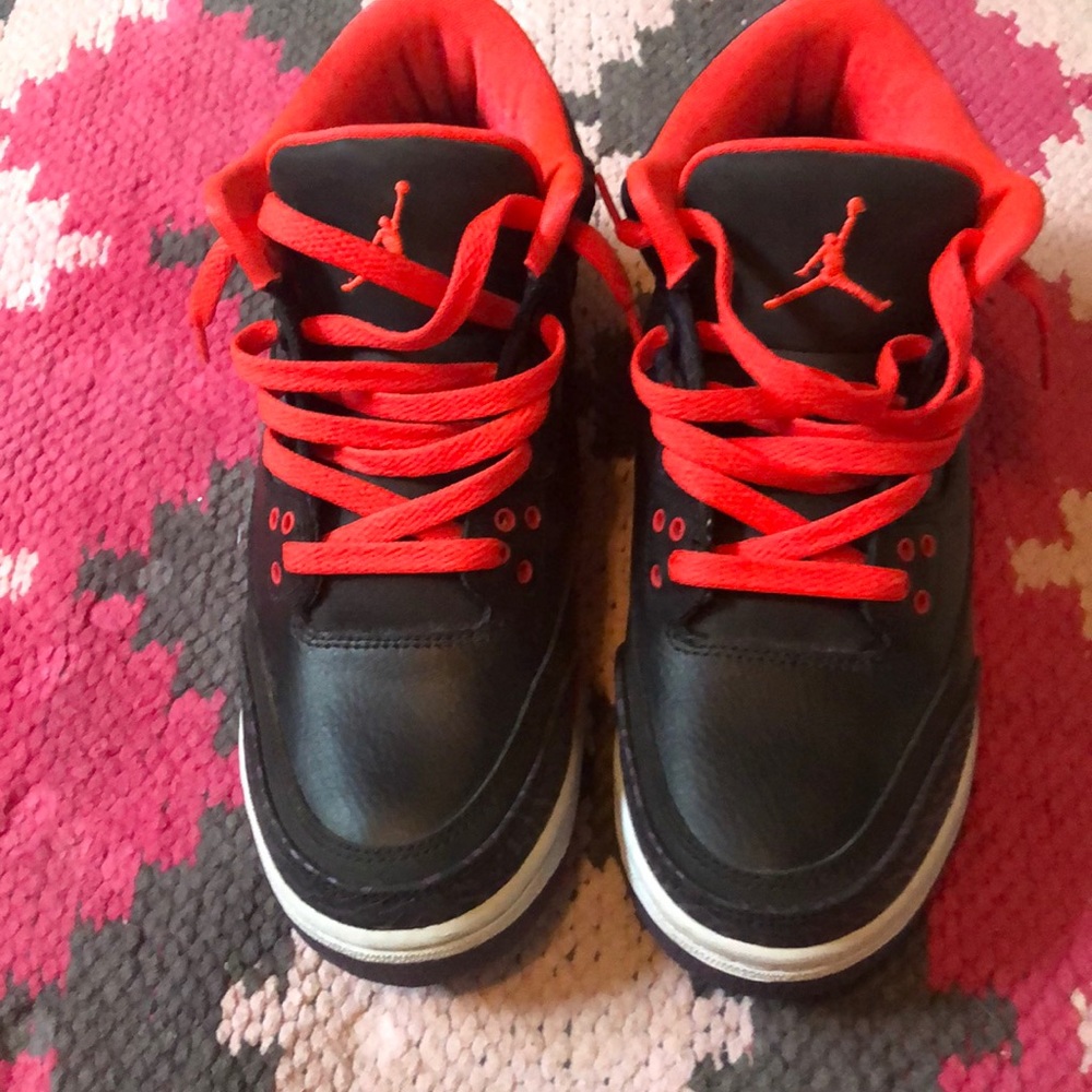 Jordan 3s